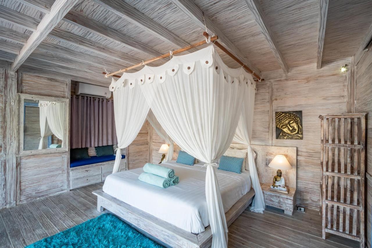 Seminyak Beach Hut Aparthotel Exterior photo